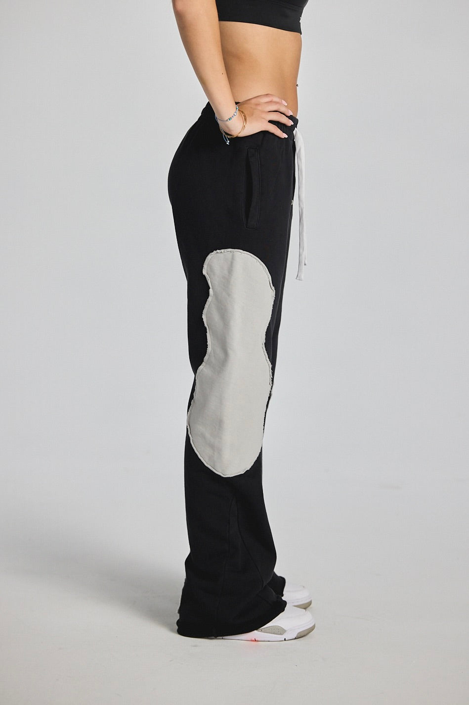 "NUIT VAGUE" BLACK SWEATPANTS