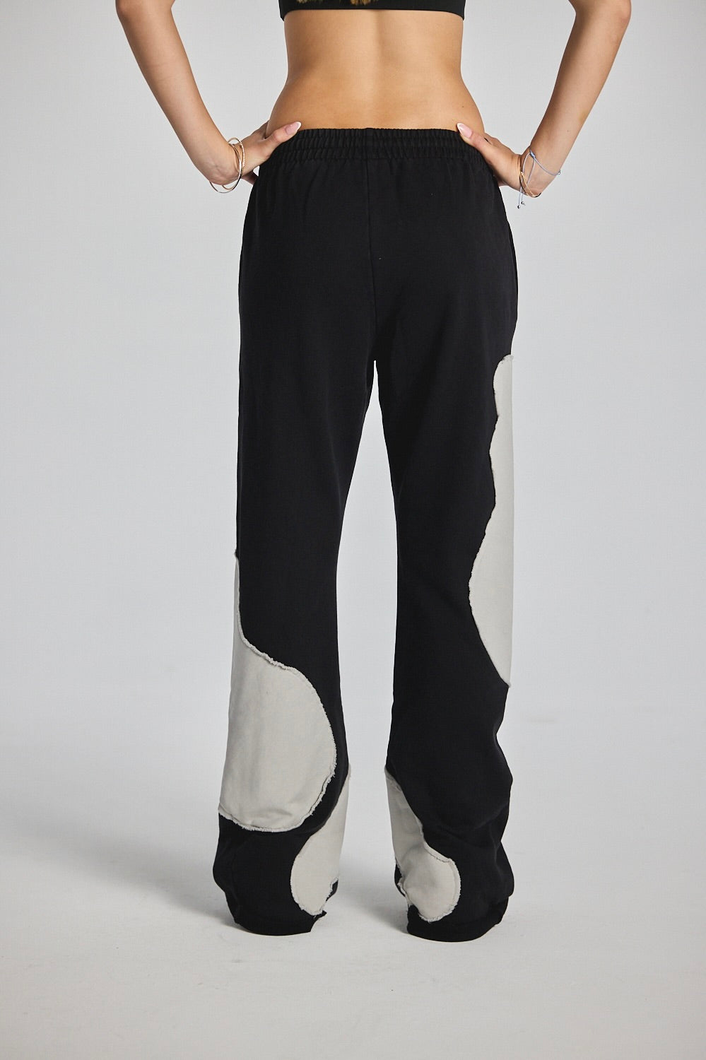 "NUIT VAGUE" BLACK SWEATPANTS
