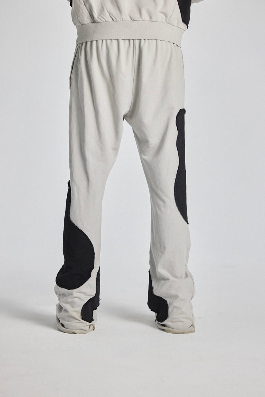 "NUIT VAGUE" GREY SWEATPANTS